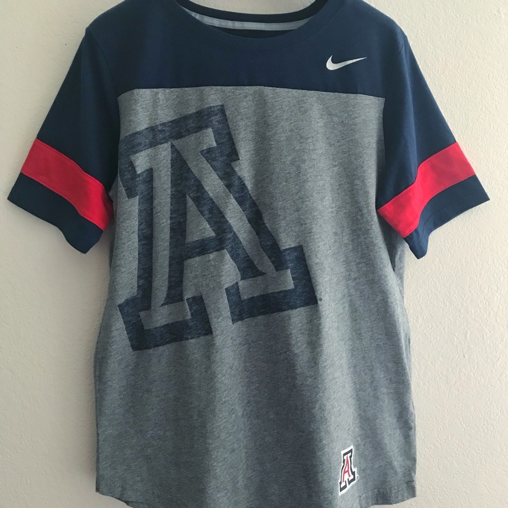 Nike University of Arizona Shirt Large